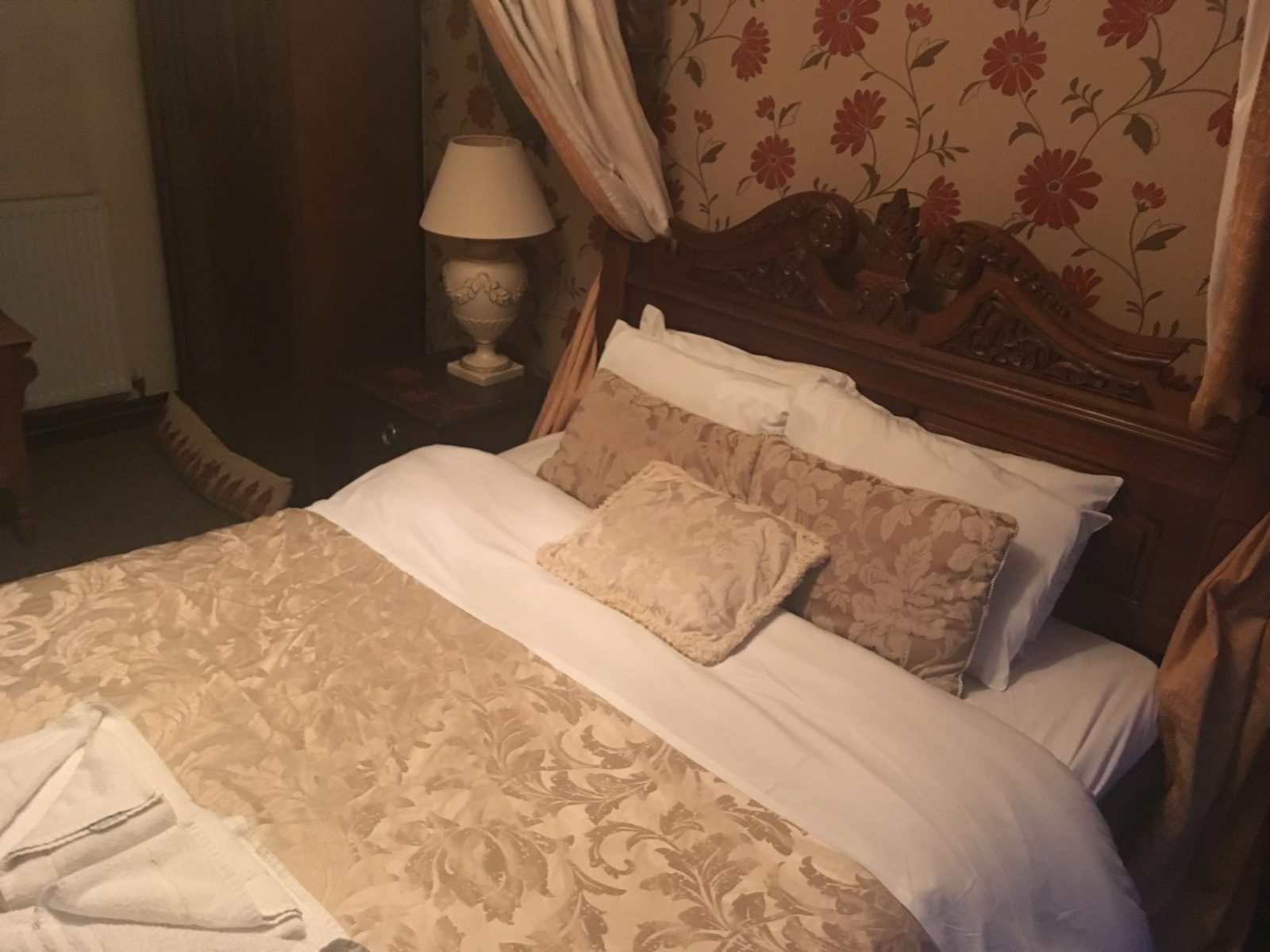 hotel bedrooms derby